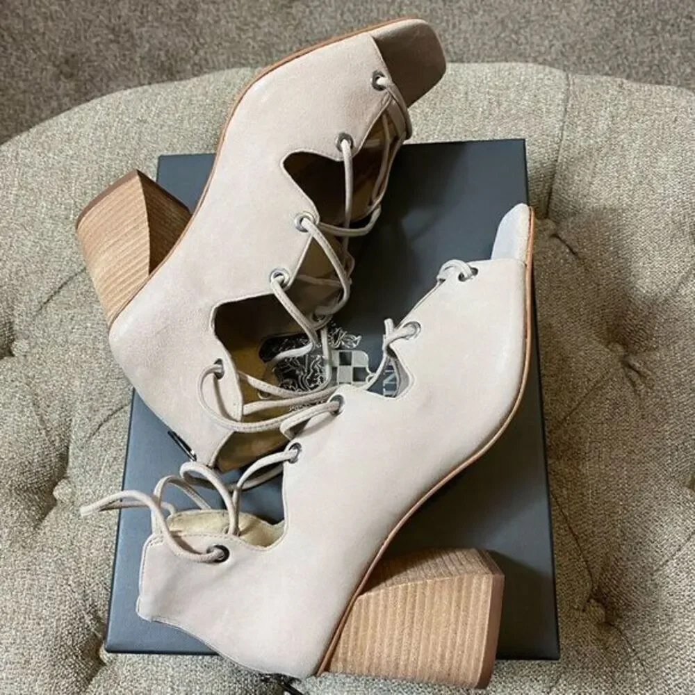 Vince Camuto Corset  Sandals‎